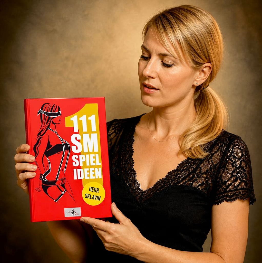 111 SM Spielideen Buch, präsentiert von Johanna Koltai.