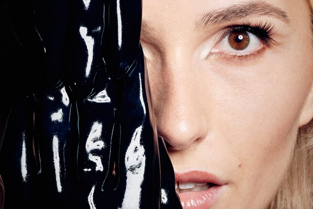 Vera Beaufort, a professional and lifestyle Dominatrix based in Melbourne, Australia