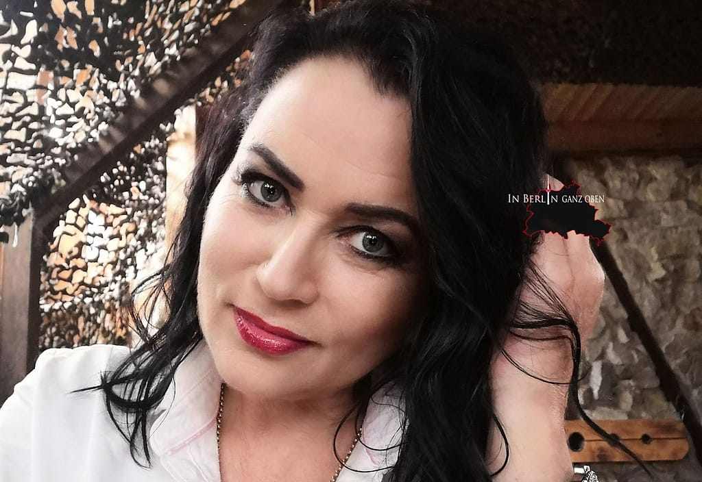 Lady Pascal, Portraitfoto