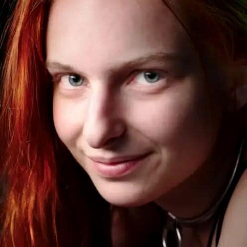 Sub Interviews: Traumtänzerin Tara, Berlin, im Interview auf Lady-Sas.com.