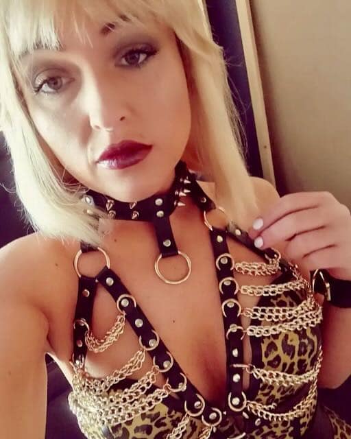 Mistress Kinga Pearl, Domina in Zürich
