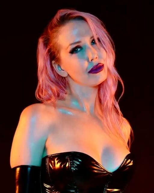 Ms. Chloe Mars, dominatrix in Toronto, Canada