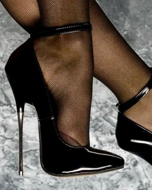 Mistress P., Czech lifestyle Dominatrix