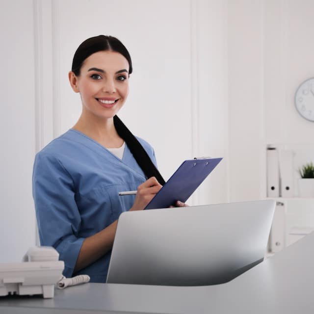 BDSM Klinikroman: das Personal der Bizarrklinik