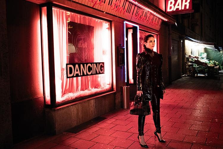 Domina Escort