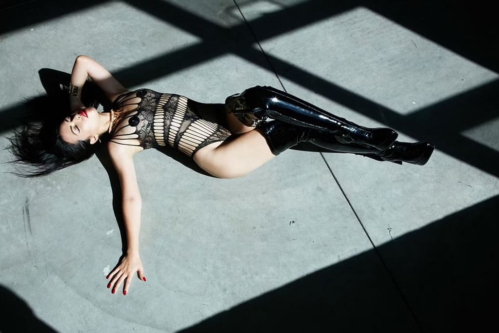 Dominatrix in Los Angeles: Mistress Iris