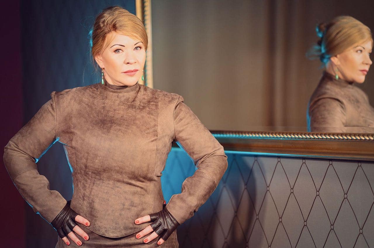 Domina Lady Mercedes