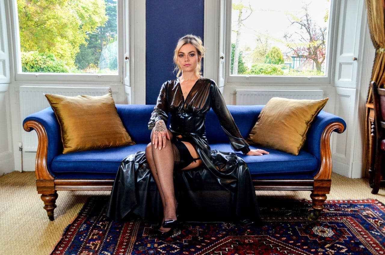 Mistress Nikky French