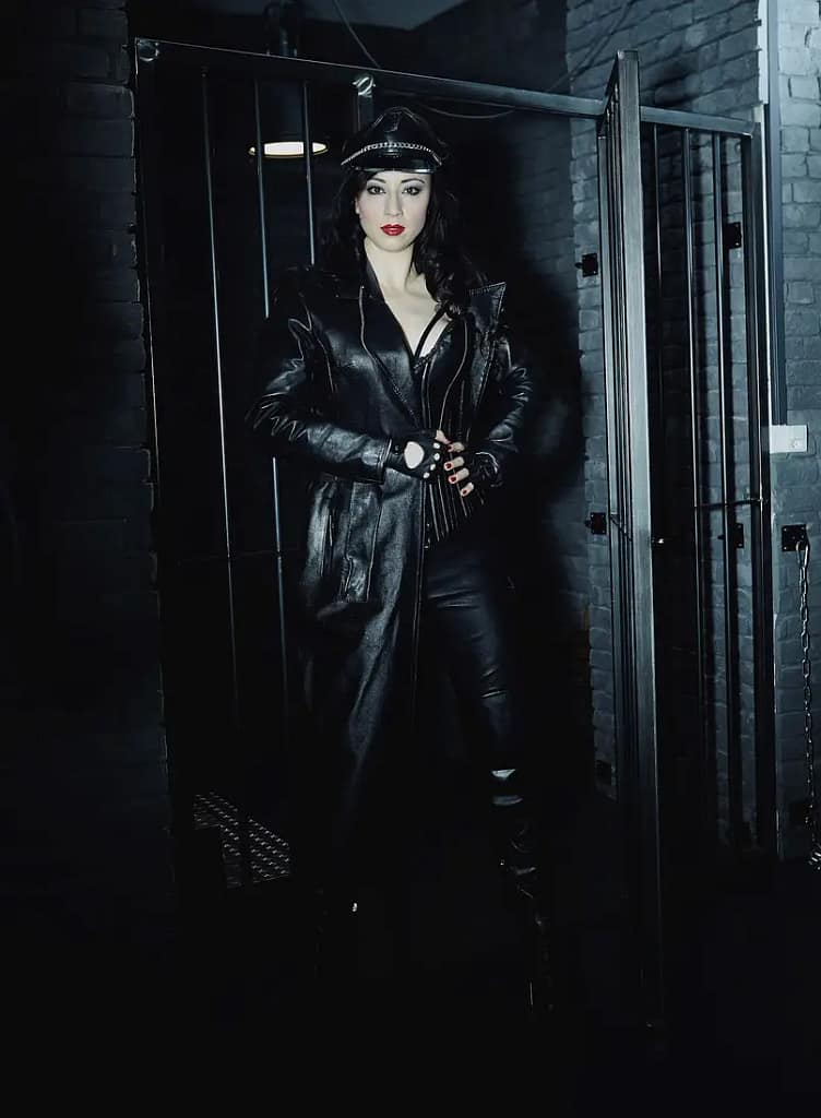 Strict prison warden: Lady Mephista