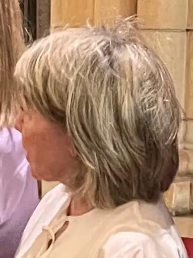 Anwältin Mistress Carmen aus Madrid, Spanien klärt Fragen auf Lady-Sas.com.