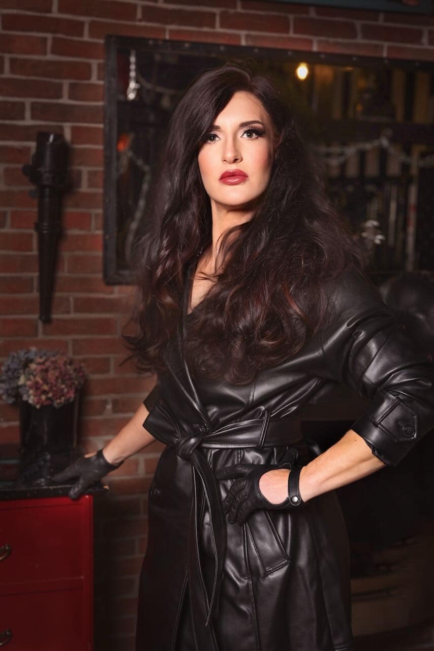 Domina in Düsseldorf: Maya de Sade.